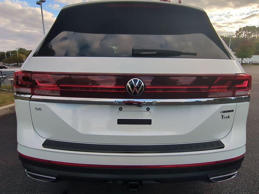 new 2026 Volkswagen Atlas car, priced at $45,964