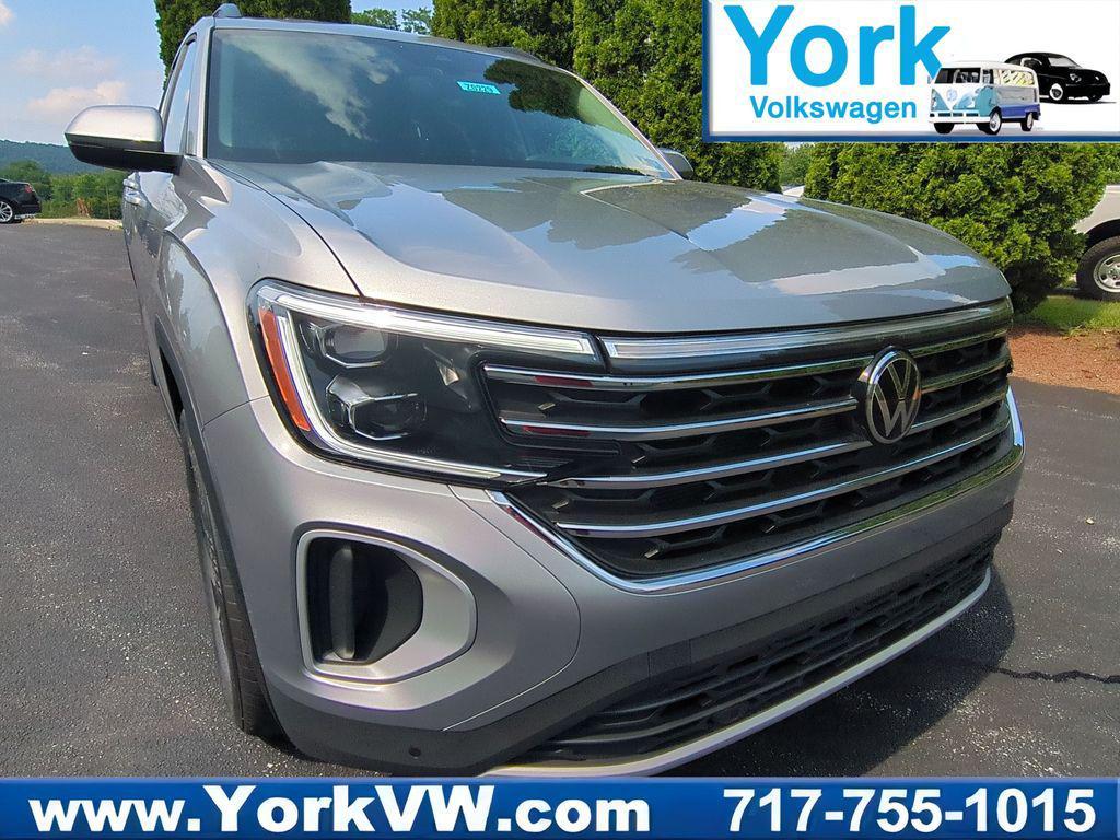 new 2025 Volkswagen Atlas car, priced at $40,586