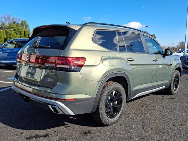 new 2025 Volkswagen Atlas car, priced at $44,368