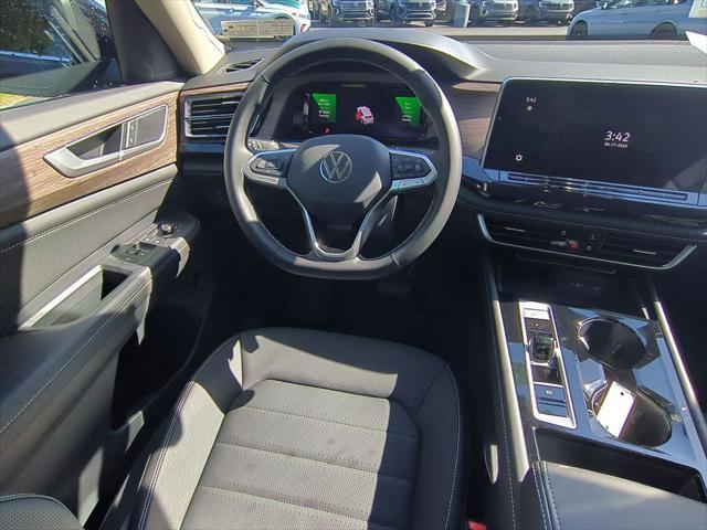 new 2025 Volkswagen Atlas car, priced at $46,914