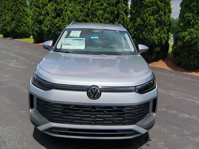 new 2025 Volkswagen Tiguan car, priced at $31,680