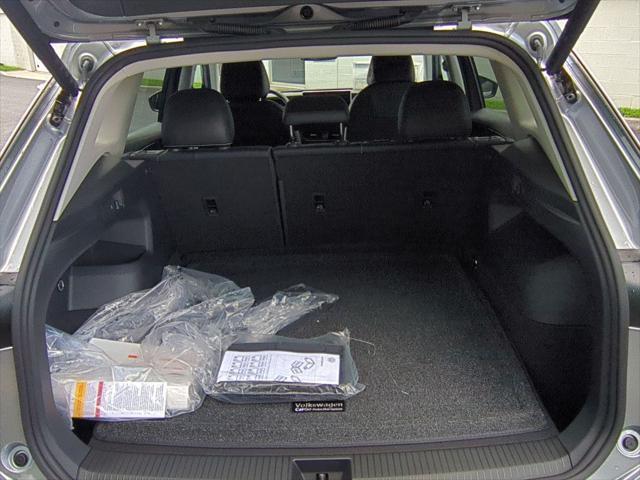 new 2025 Volkswagen Tiguan car, priced at $31,680