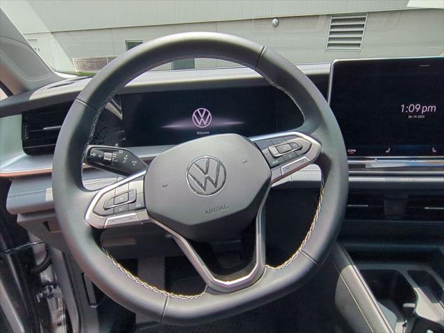 new 2025 Volkswagen Tiguan car, priced at $31,680