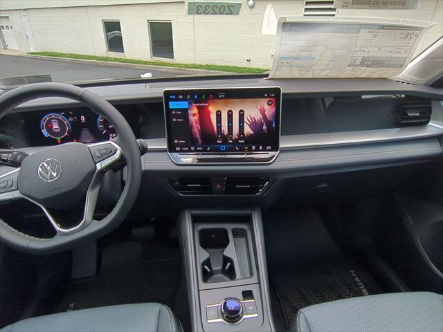 new 2025 Volkswagen Tiguan car, priced at $31,680