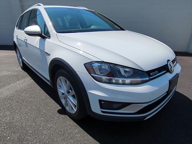 used 2019 Volkswagen Golf Alltrack car, priced at $21,775