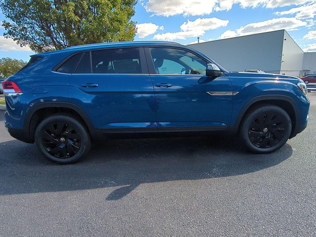 new 2026 Volkswagen Atlas Cross Sport car, priced at $46,545
