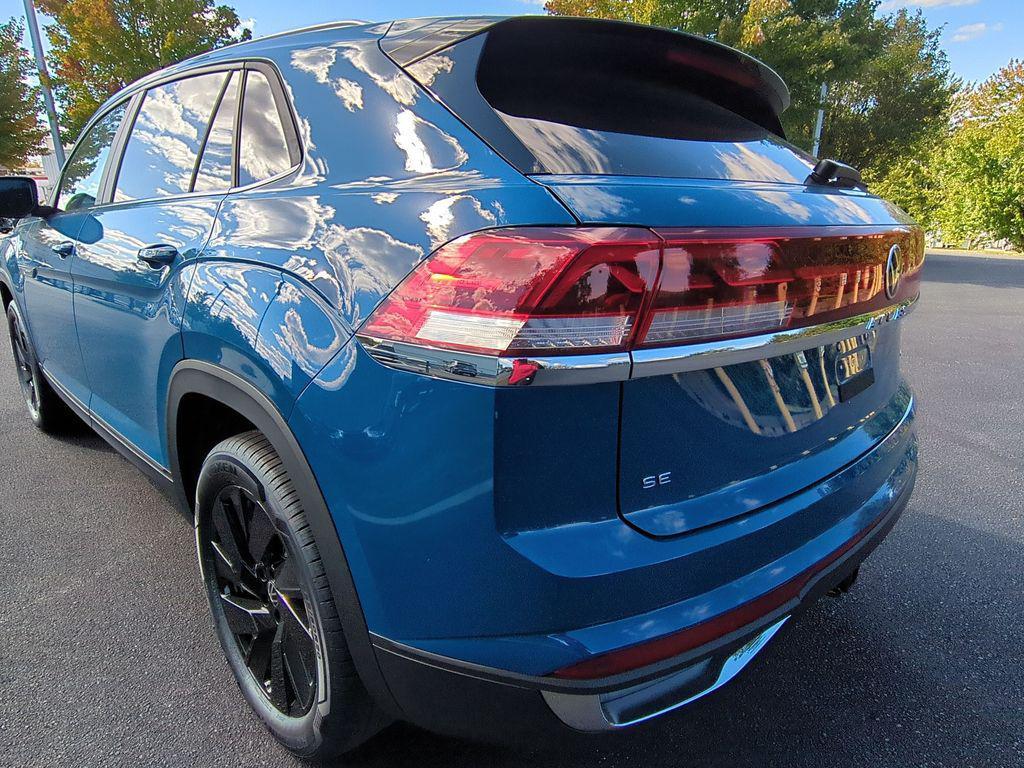 new 2026 Volkswagen Atlas Cross Sport car, priced at $46,545