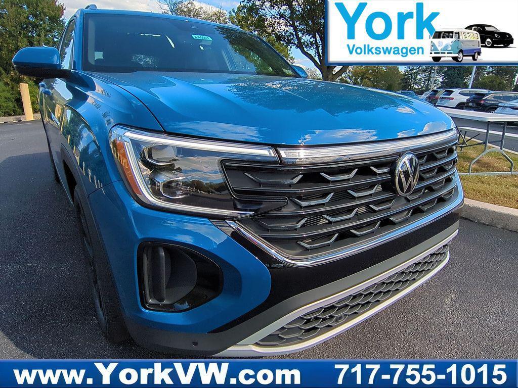 new 2026 Volkswagen Atlas Cross Sport car, priced at $46,545