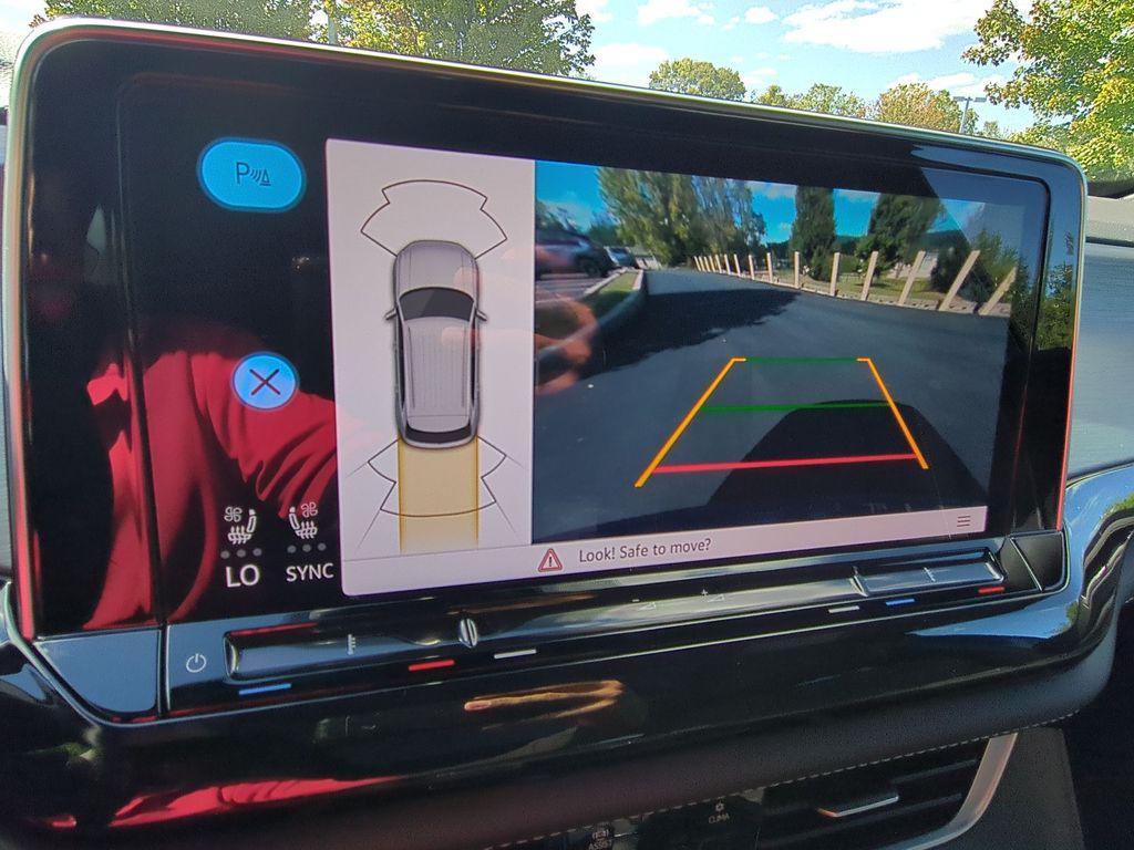 new 2026 Volkswagen Atlas Cross Sport car, priced at $46,545