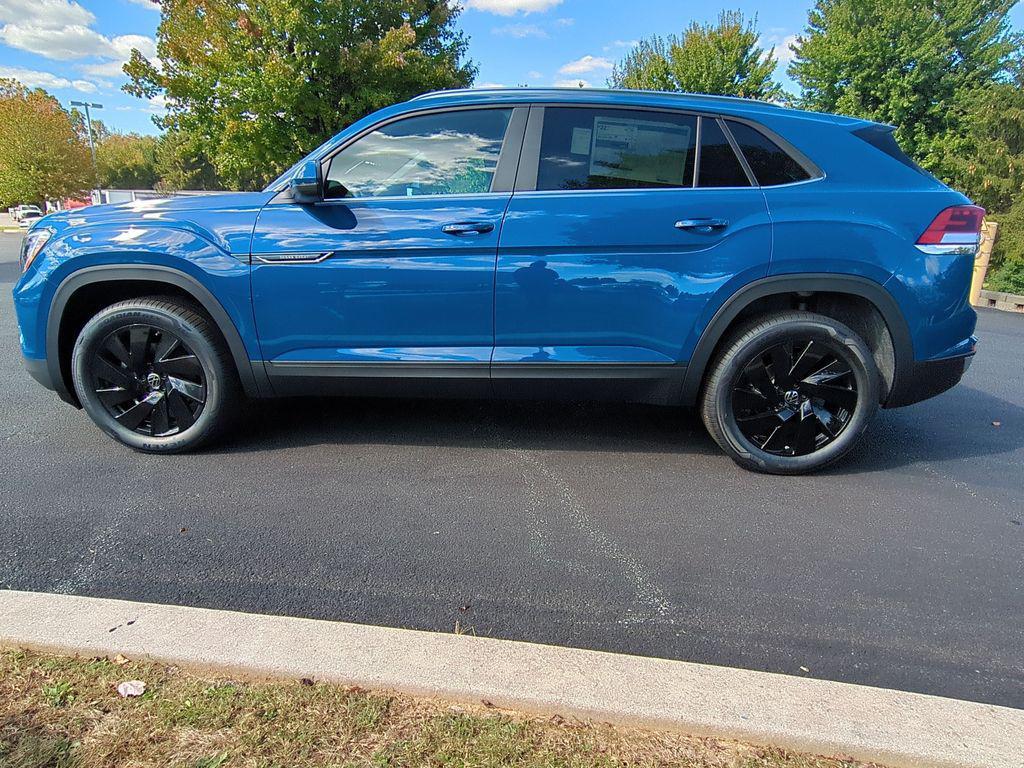 new 2026 Volkswagen Atlas Cross Sport car, priced at $46,545