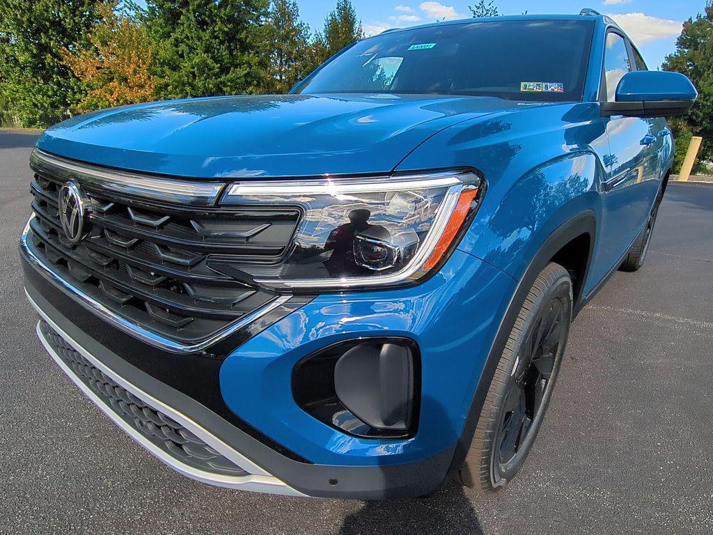 new 2026 Volkswagen Atlas Cross Sport car, priced at $46,545