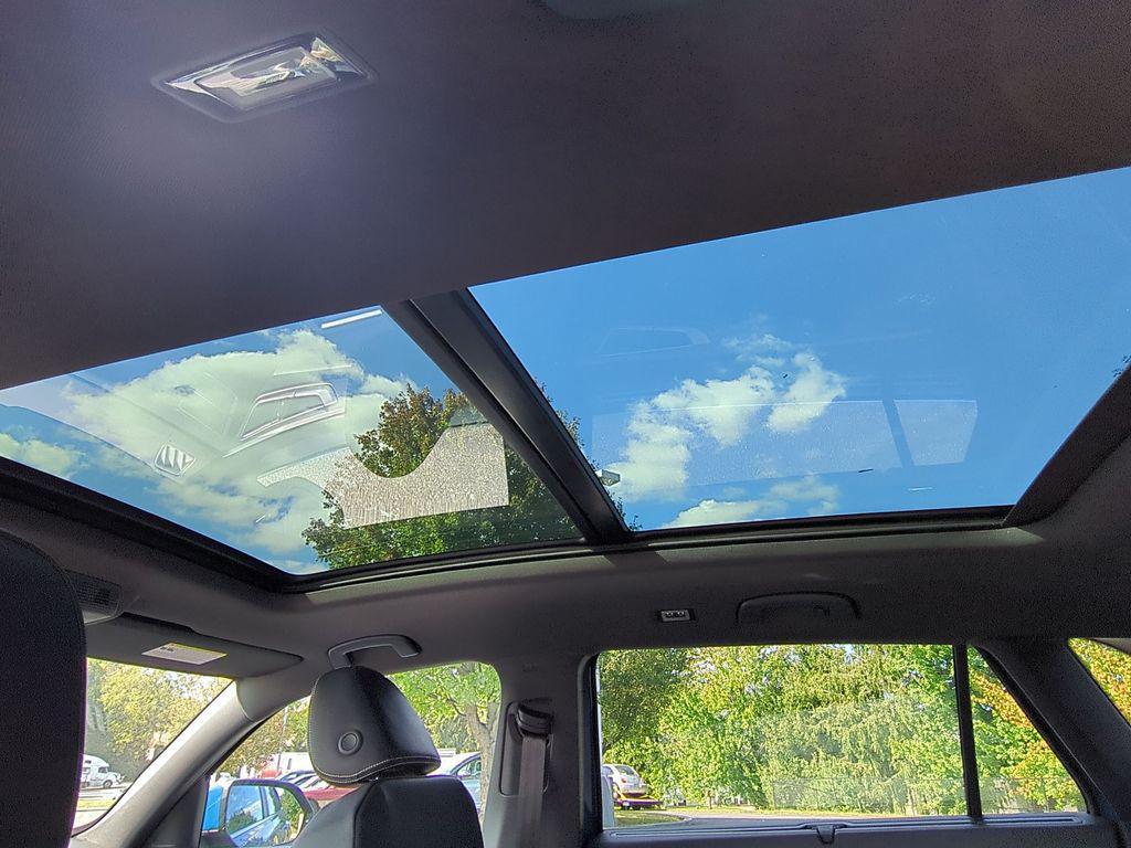 new 2026 Volkswagen Atlas Cross Sport car, priced at $46,545