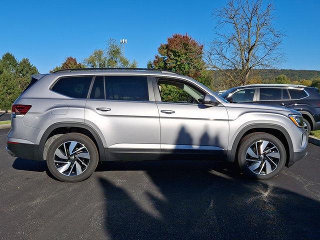 new 2024 Volkswagen Atlas car, priced at $40,571