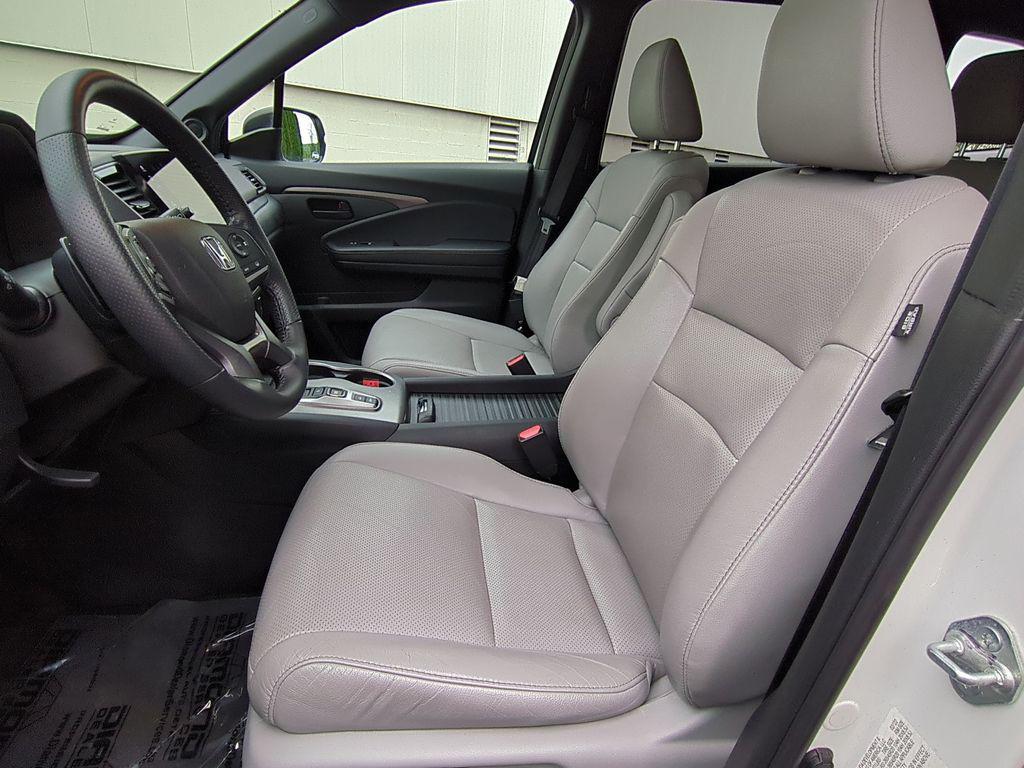 used 2022 Honda Passport car, priced at $26,991