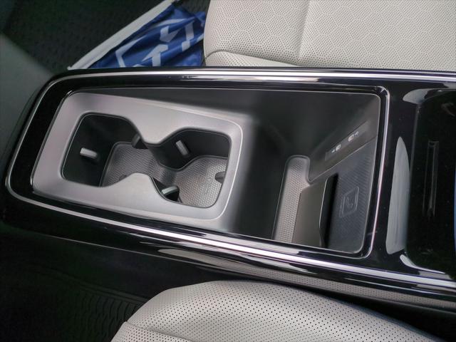 new 2025 Volkswagen ID.4 car, priced at $49,431