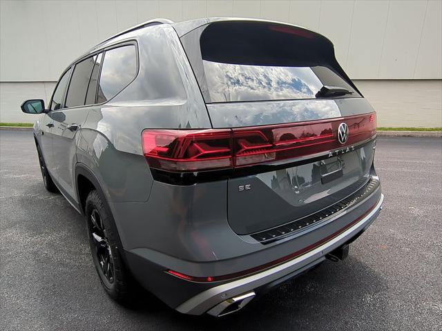 new 2025 Volkswagen Atlas car, priced at $46,183
