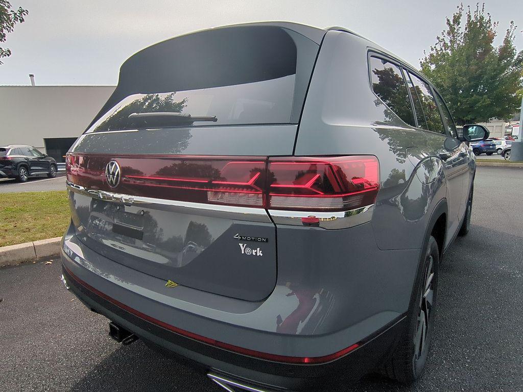 new 2026 Volkswagen Atlas car, priced at $46,495