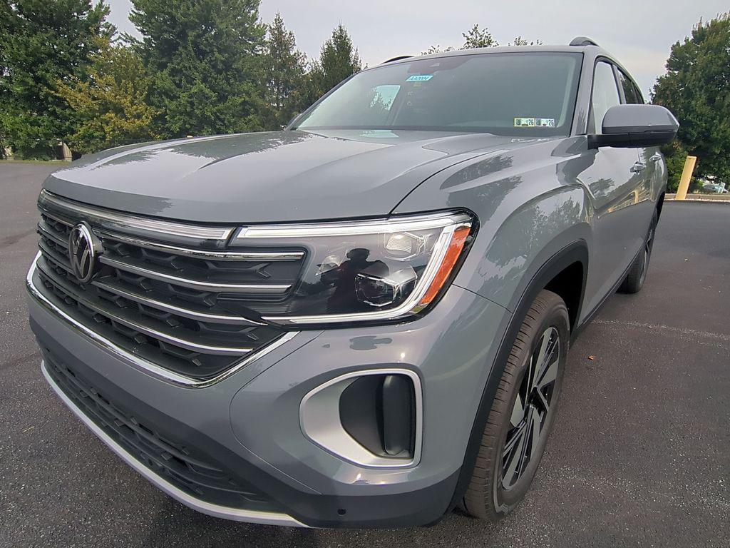 new 2026 Volkswagen Atlas car, priced at $46,495