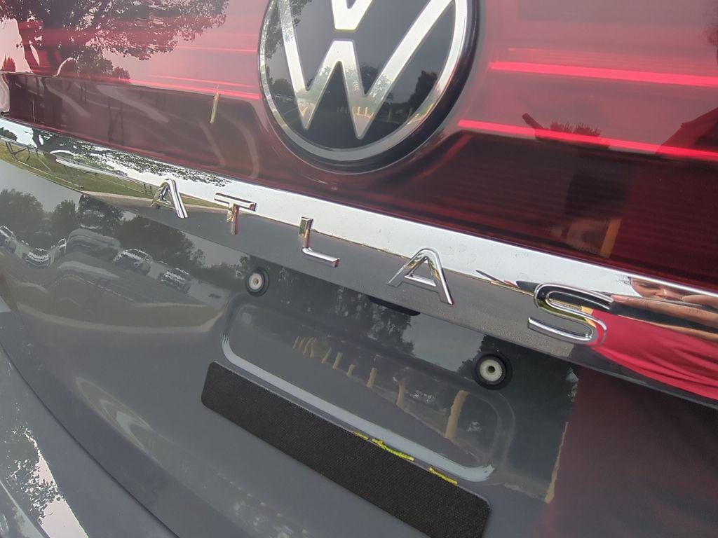 new 2026 Volkswagen Atlas car, priced at $46,495