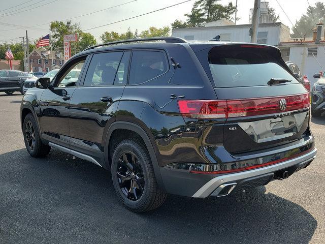 new 2024 Volkswagen Atlas car, priced at $47,705