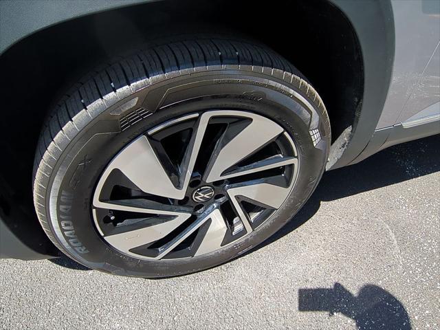 used 2024 Volkswagen Atlas car, priced at $45,493