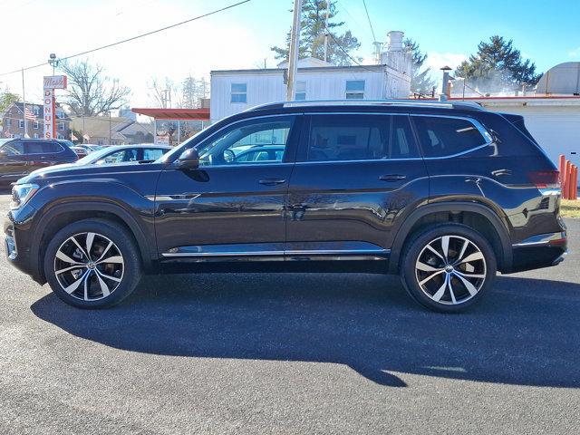 used 2024 Volkswagen Atlas car, priced at $45,902