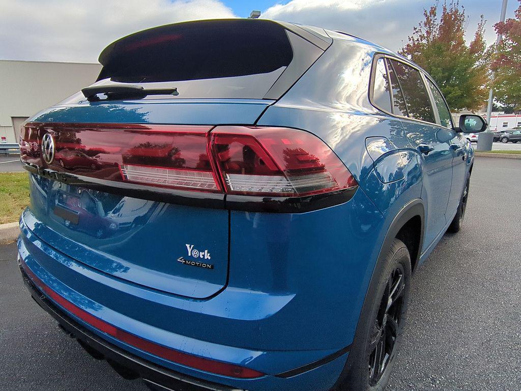 new 2026 Volkswagen Atlas Cross Sport car, priced at $50,368