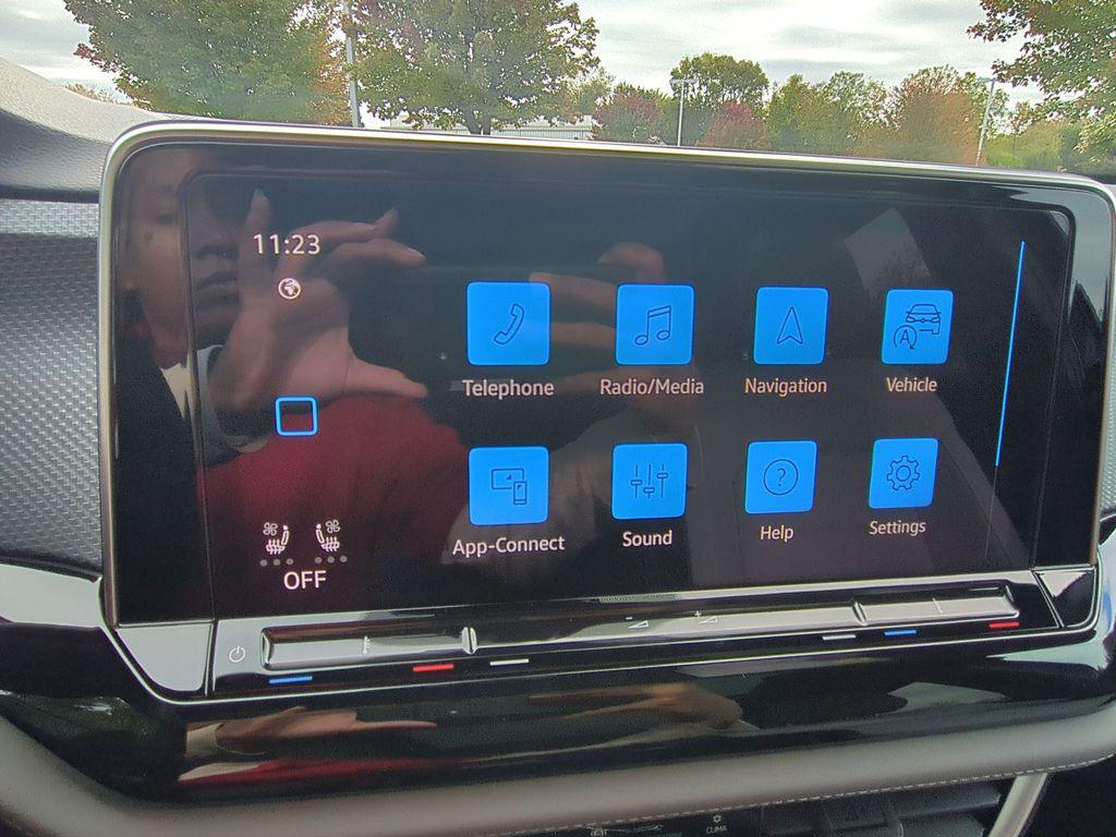 new 2026 Volkswagen Atlas Cross Sport car, priced at $50,368