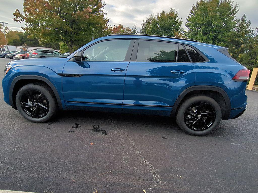new 2026 Volkswagen Atlas Cross Sport car, priced at $50,368