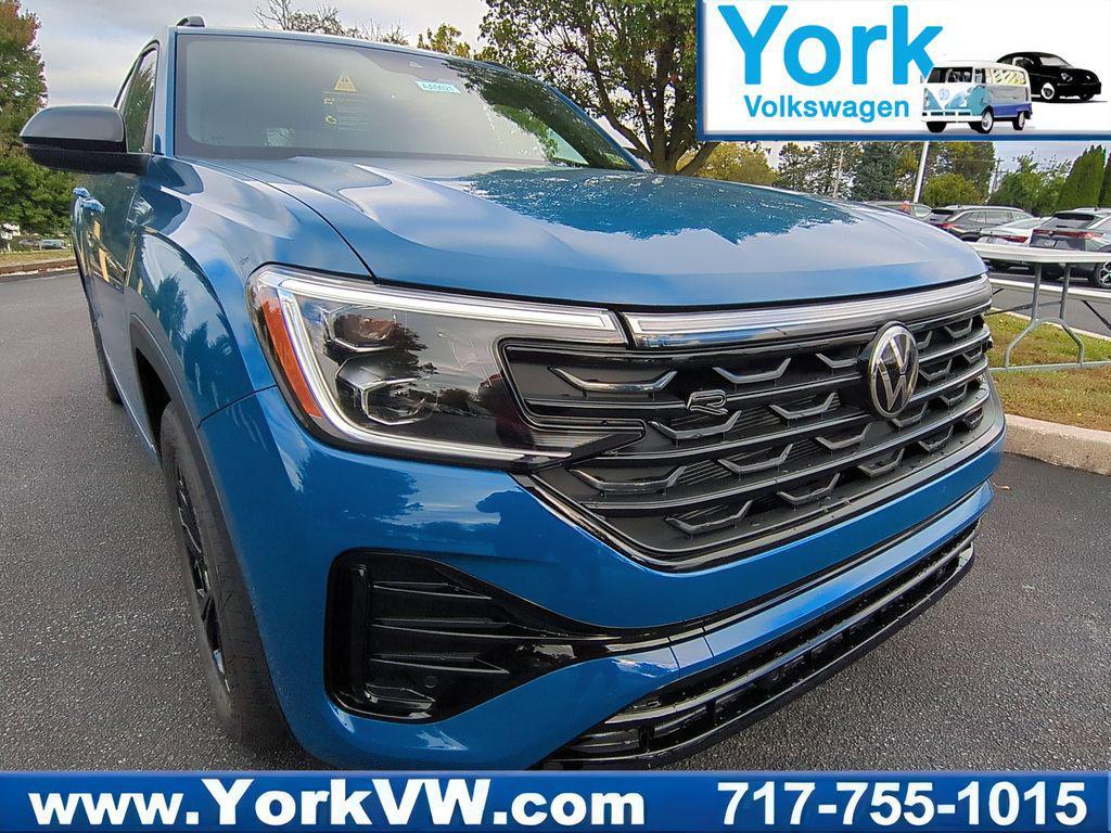 new 2026 Volkswagen Atlas Cross Sport car, priced at $50,368