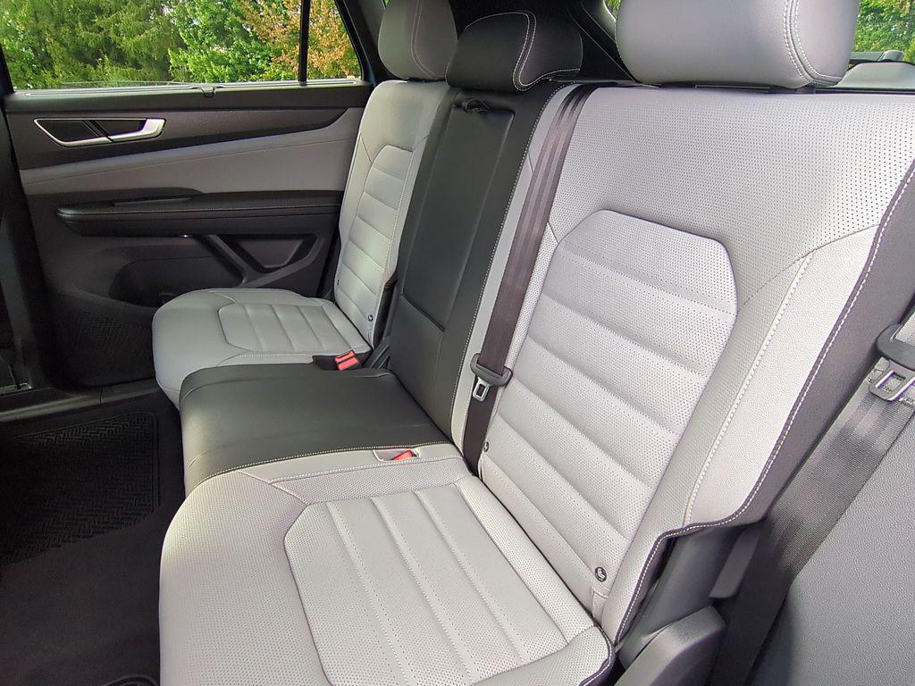 new 2026 Volkswagen Atlas Cross Sport car, priced at $50,368