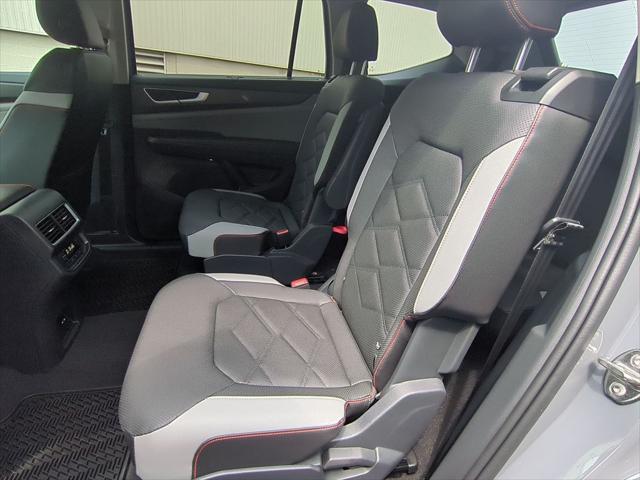 new 2025 Volkswagen Atlas car, priced at $45,813