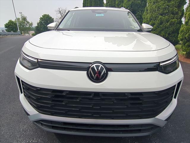 new 2025 Volkswagen Tiguan car, priced at $30,954