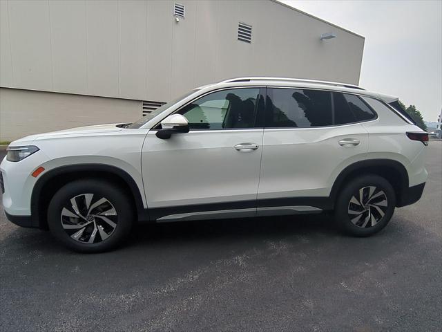 new 2025 Volkswagen Tiguan car, priced at $30,954