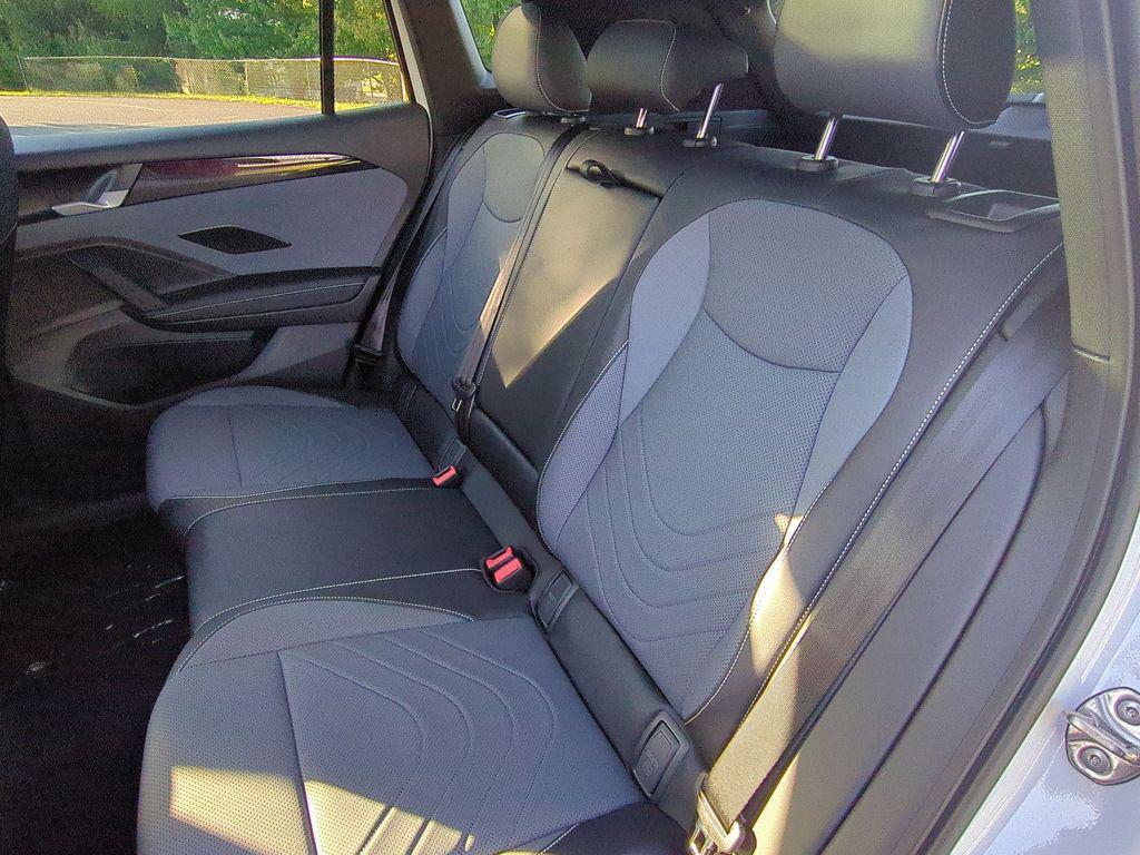 new 2025 Volkswagen Tiguan car, priced at $40,692