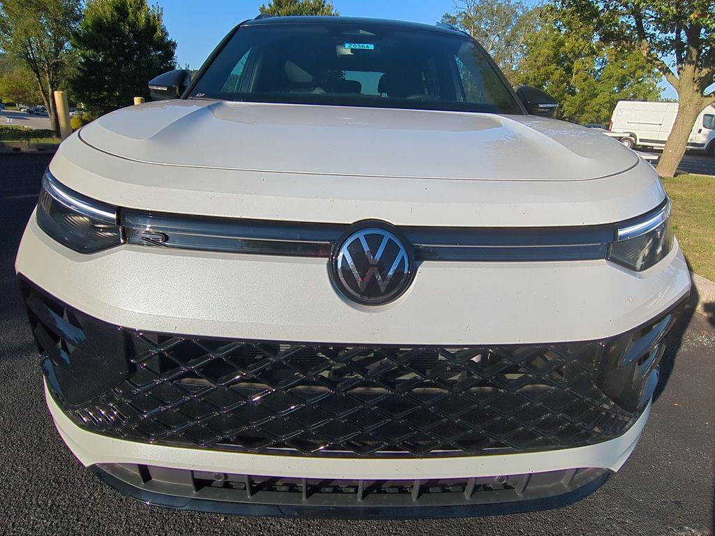 new 2025 Volkswagen Tiguan car, priced at $40,692