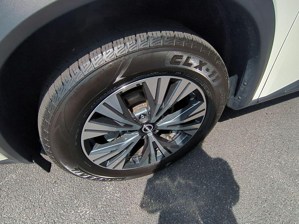 used 2023 Nissan Rogue car, priced at $21,993