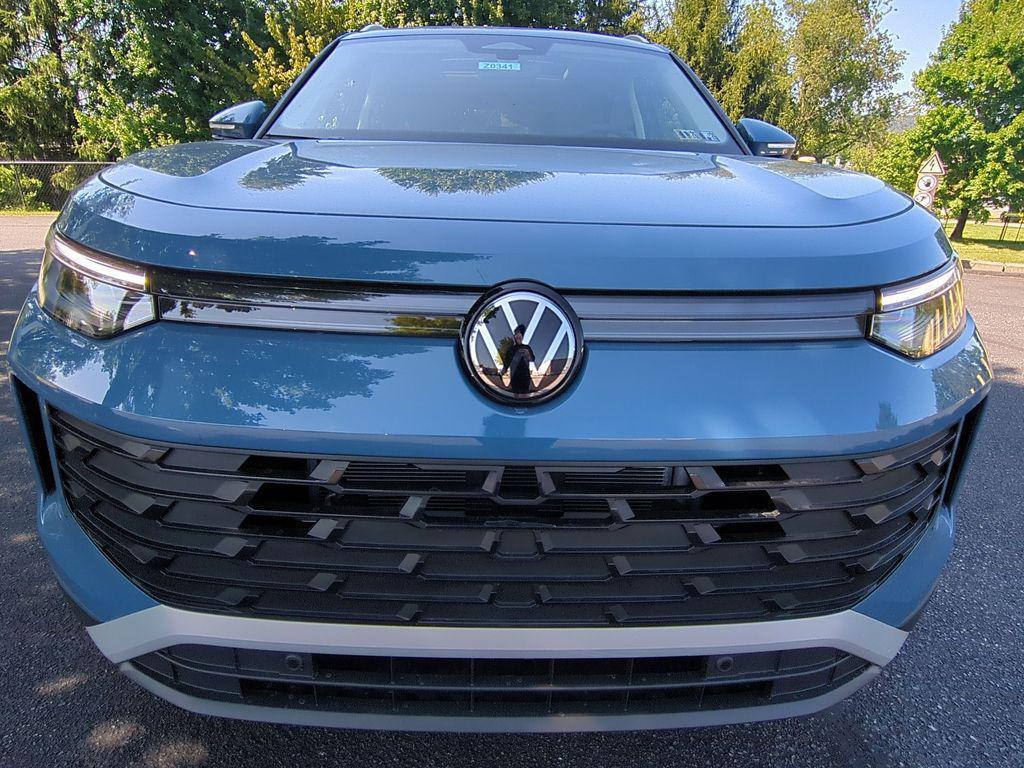 new 2025 Volkswagen Tiguan car, priced at $35,161