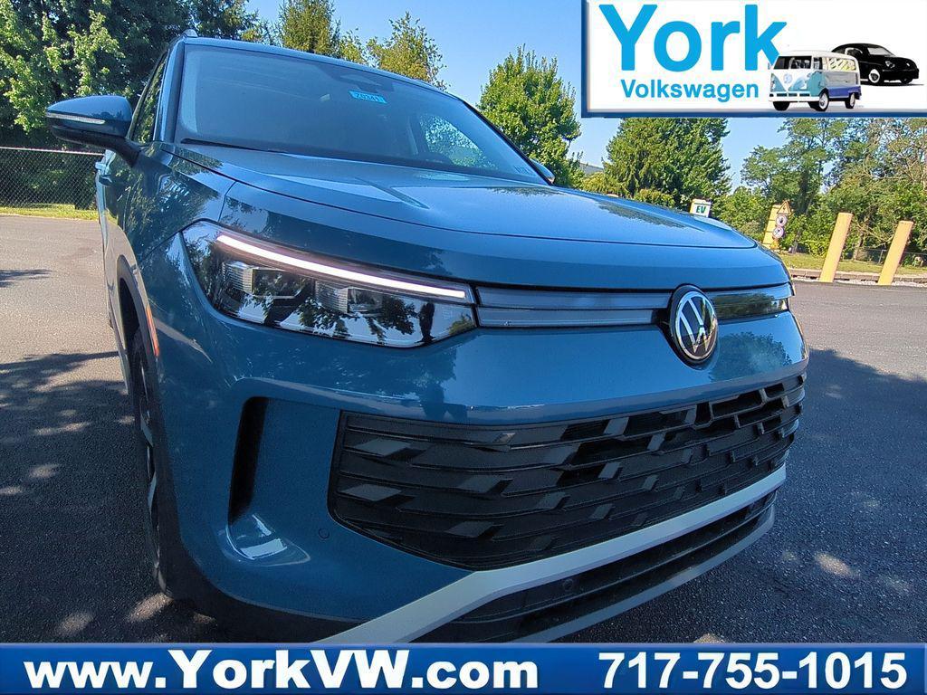 new 2025 Volkswagen Tiguan car, priced at $35,161