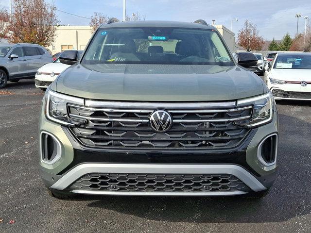 new 2025 Volkswagen Atlas car, priced at $44,368