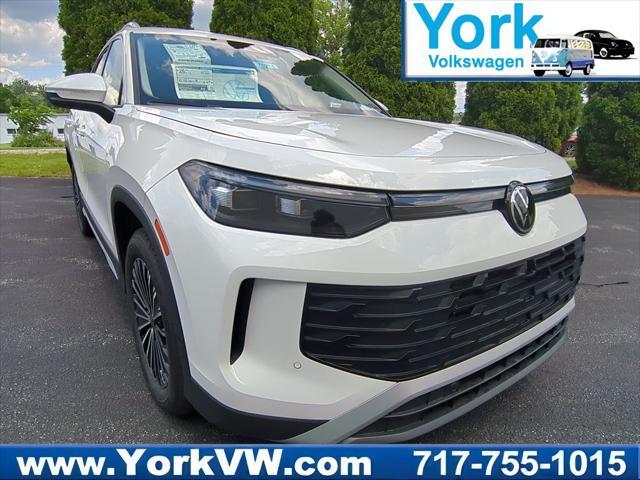 new 2025 Volkswagen Tiguan car, priced at $31,212