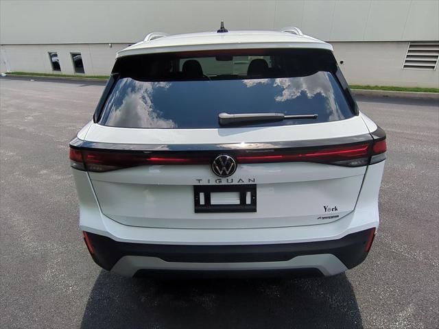 new 2025 Volkswagen Tiguan car, priced at $30,712