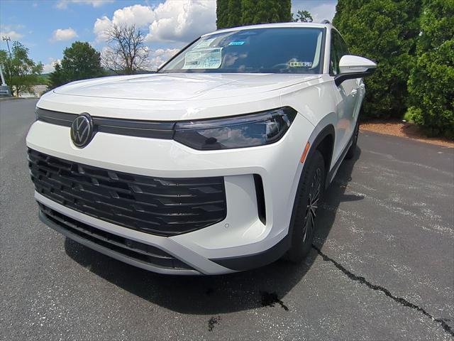 new 2025 Volkswagen Tiguan car, priced at $30,712