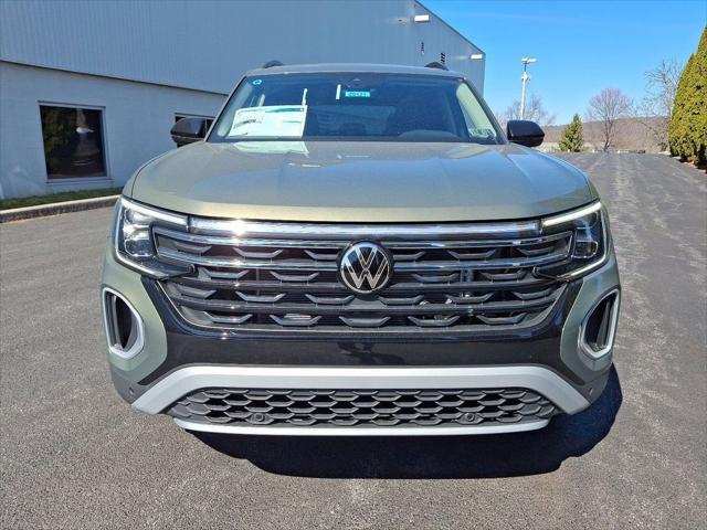 new 2025 Volkswagen Atlas car, priced at $45,648