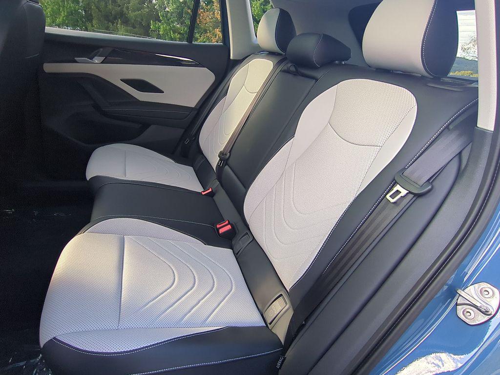new 2025 Volkswagen Tiguan car, priced at $35,487