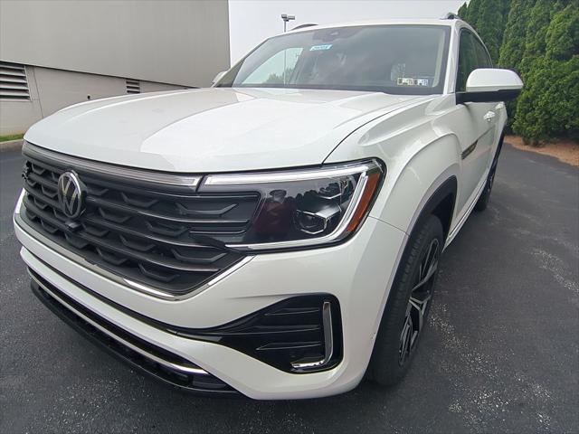 new 2025 Volkswagen Atlas car, priced at $52,357