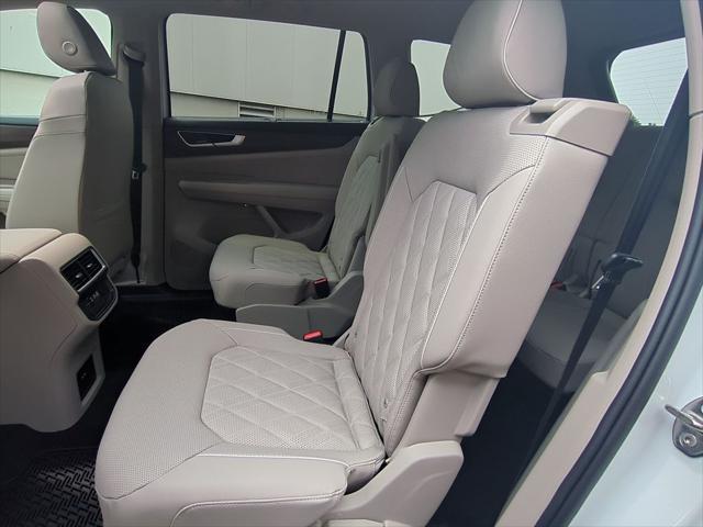 new 2025 Volkswagen Atlas car, priced at $52,357