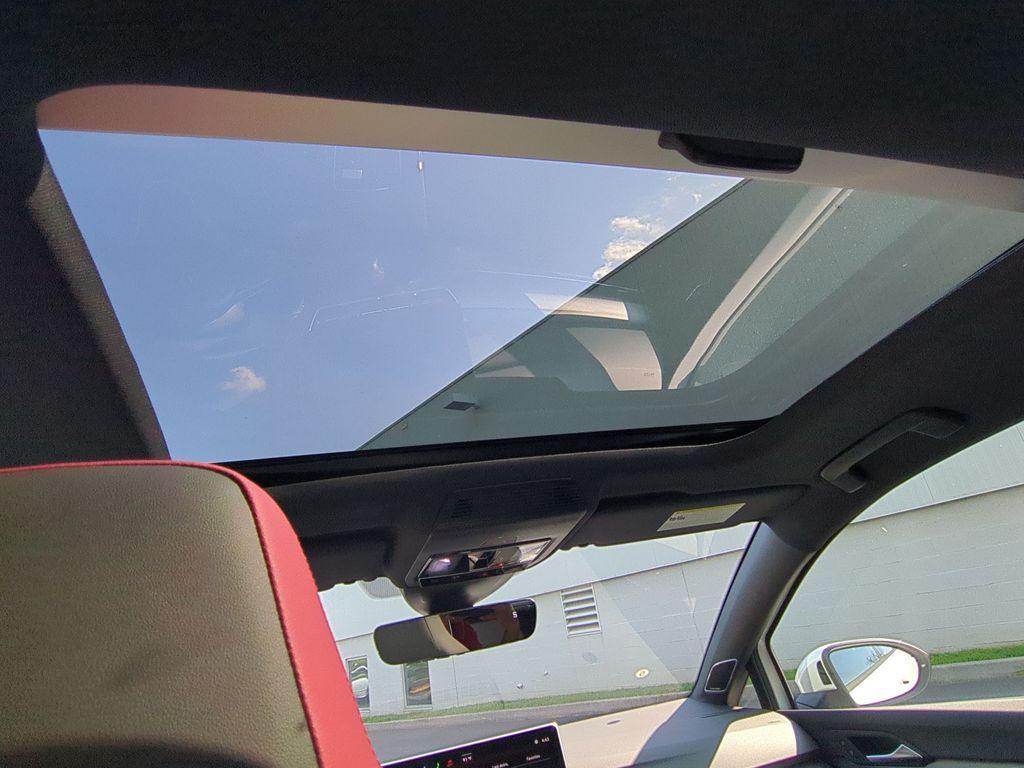 new 2025 Volkswagen Golf GTI car, priced at $39,028