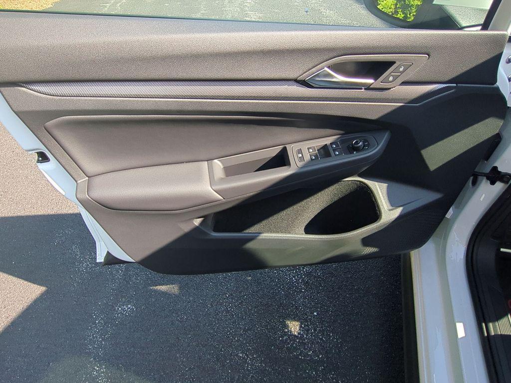 new 2025 Volkswagen Golf GTI car, priced at $39,028