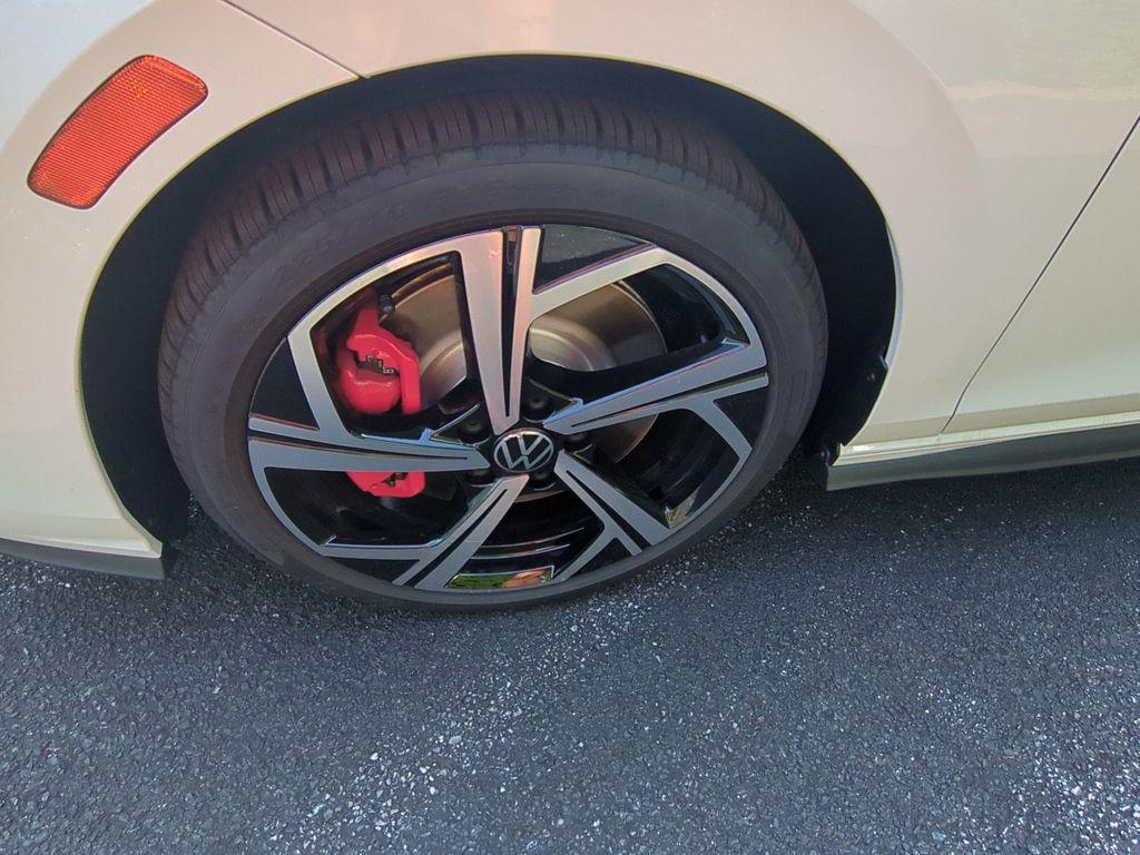 new 2025 Volkswagen Golf GTI car, priced at $39,028